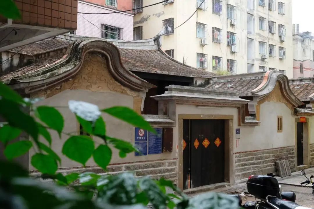 图10：围里古宅.jpg