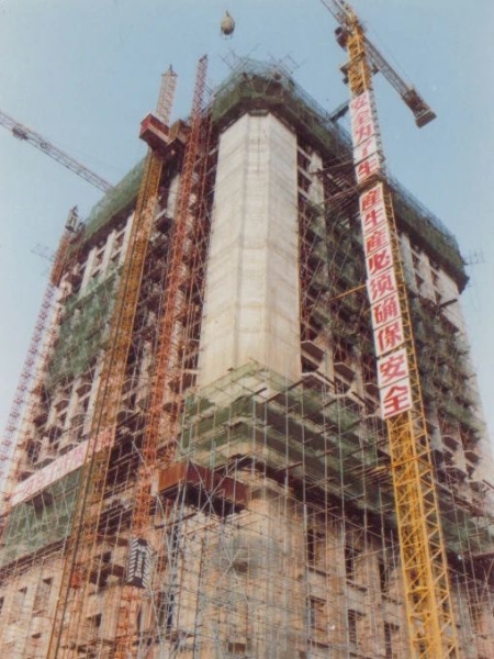 张琨222.jpg